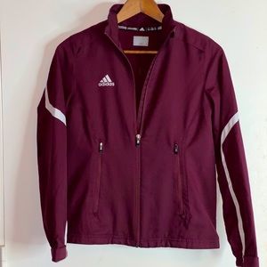 *𝗚𝗥𝗘𝗔𝗧 𝗖𝗢𝗡𝗗𝗜𝗧𝗜𝗢𝗡* ADIDAS WINDBREAKER